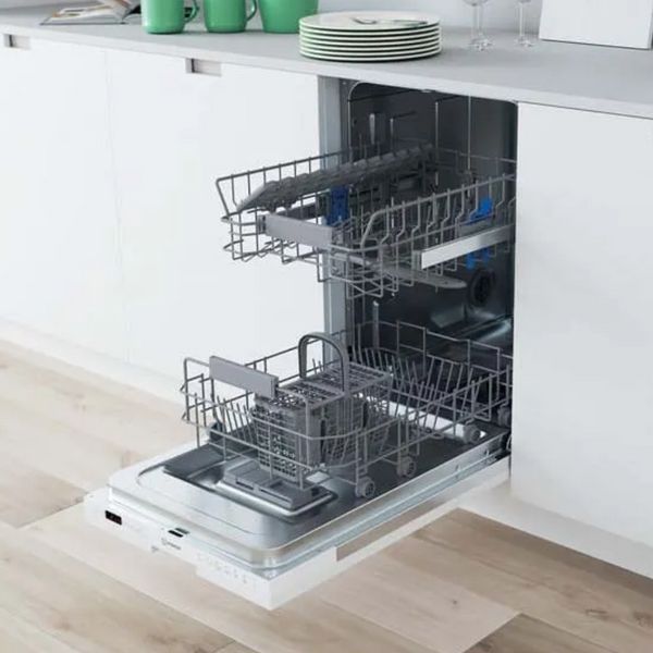 Вбудована посудомийна машина Indesit DSIC 3M19 384299 фото