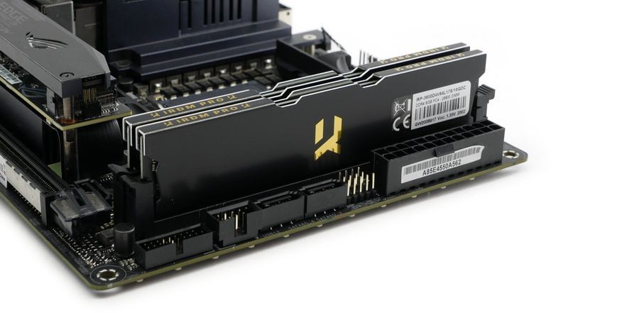 Модуль пам`яті 2x16GB/3600 Goodram Iridium Pro Deep Black (IRP-K3600D4V64L18/32GDC) 354355 фото