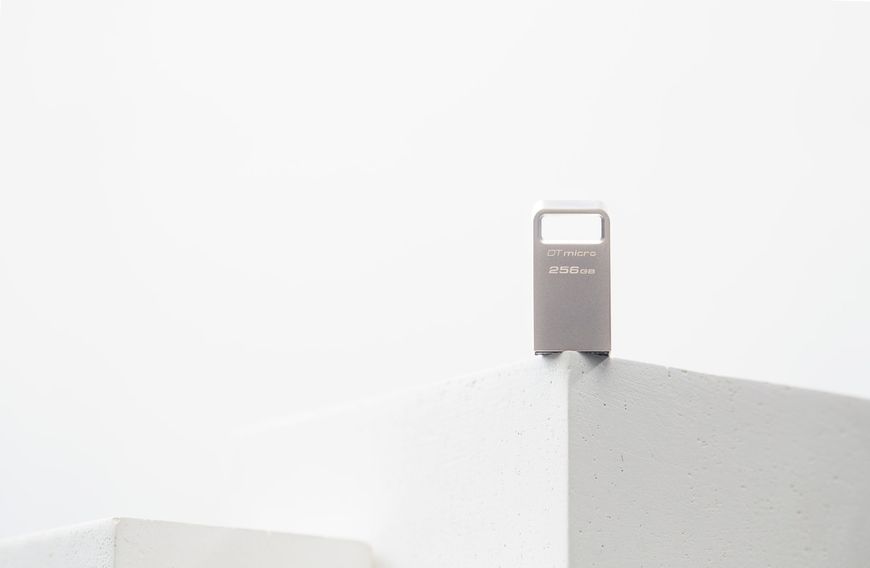 Флеш-накопичувач USB3.2 64GB Kingston DataTraveler Micro (DTMC3G2/64GB) 409986 фото